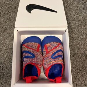 Nike Baby Multicolor Swoosh 1 Slip-On Fly-Knit Sneakers- size 5